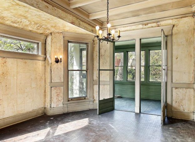 indoors interior empty room